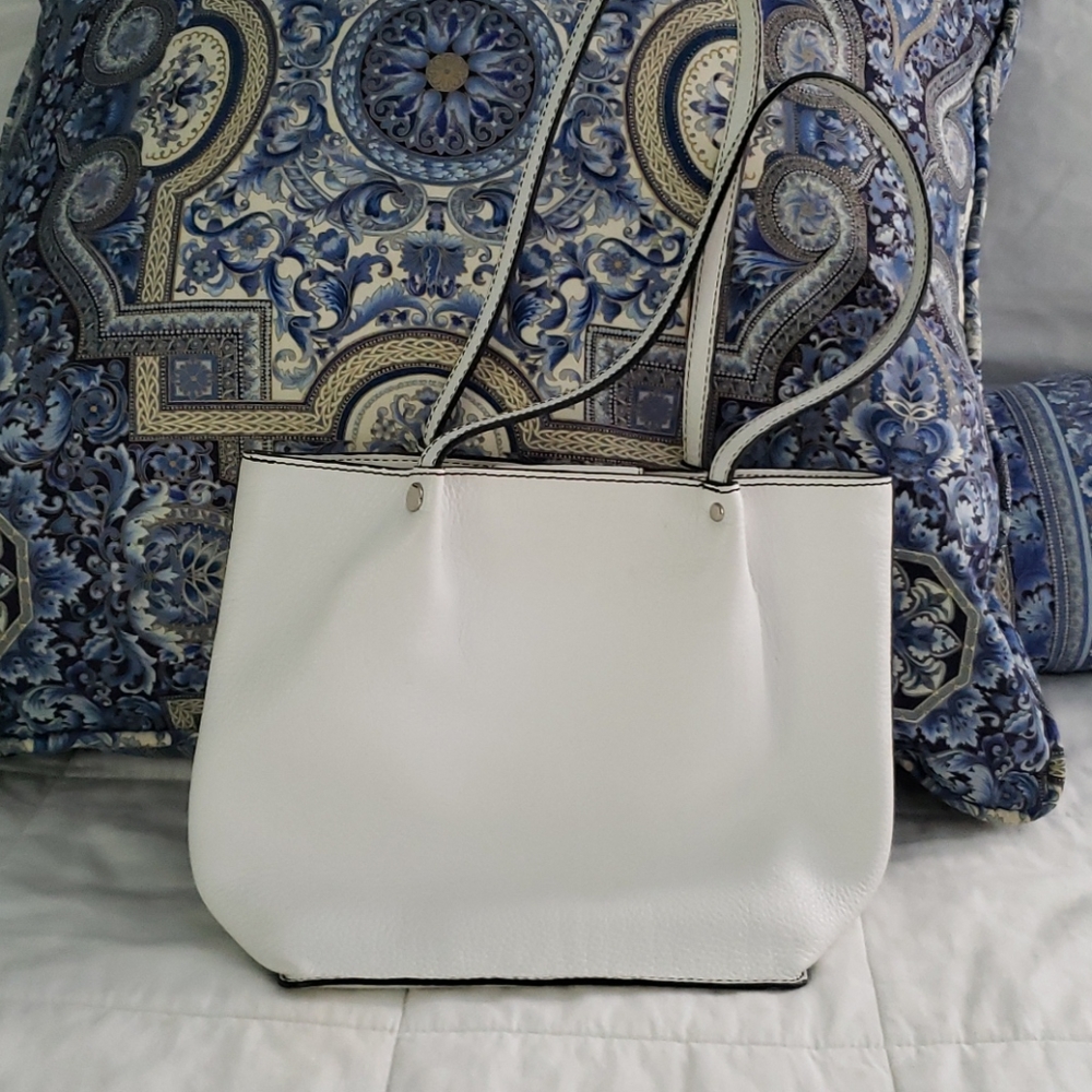 TALBOT'S White bucket purse with black stitching